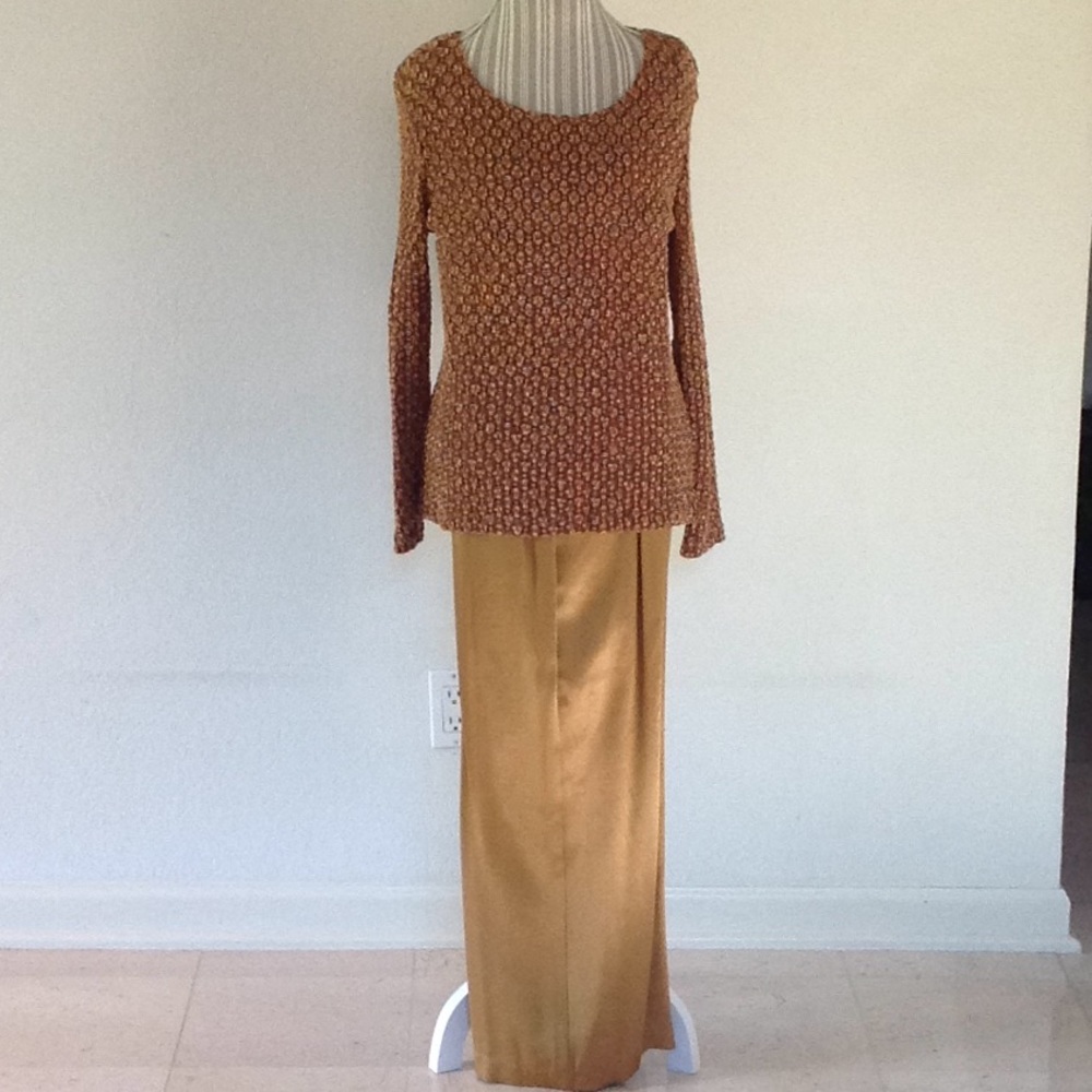 Beautiful holiday outfit. Like New!